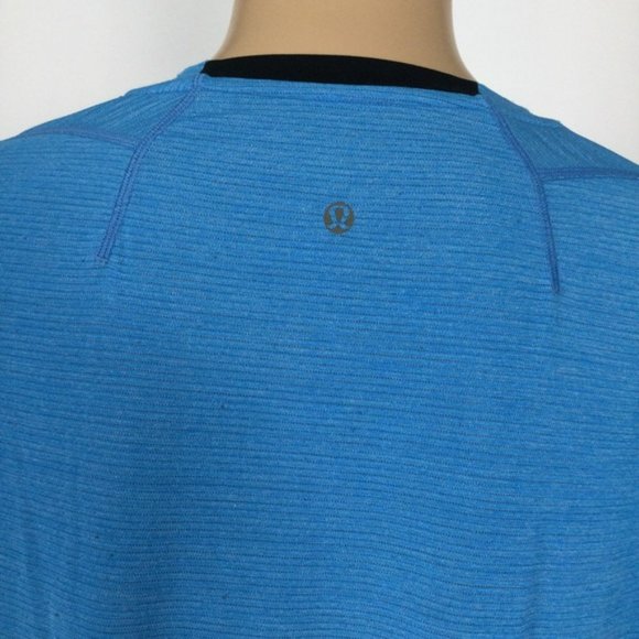 👛 (ANY 2/$50) LULULEMON Up Front Short Sleeve V-Neck Tee Heathered Lakeside Blue - Picture 4 of 6